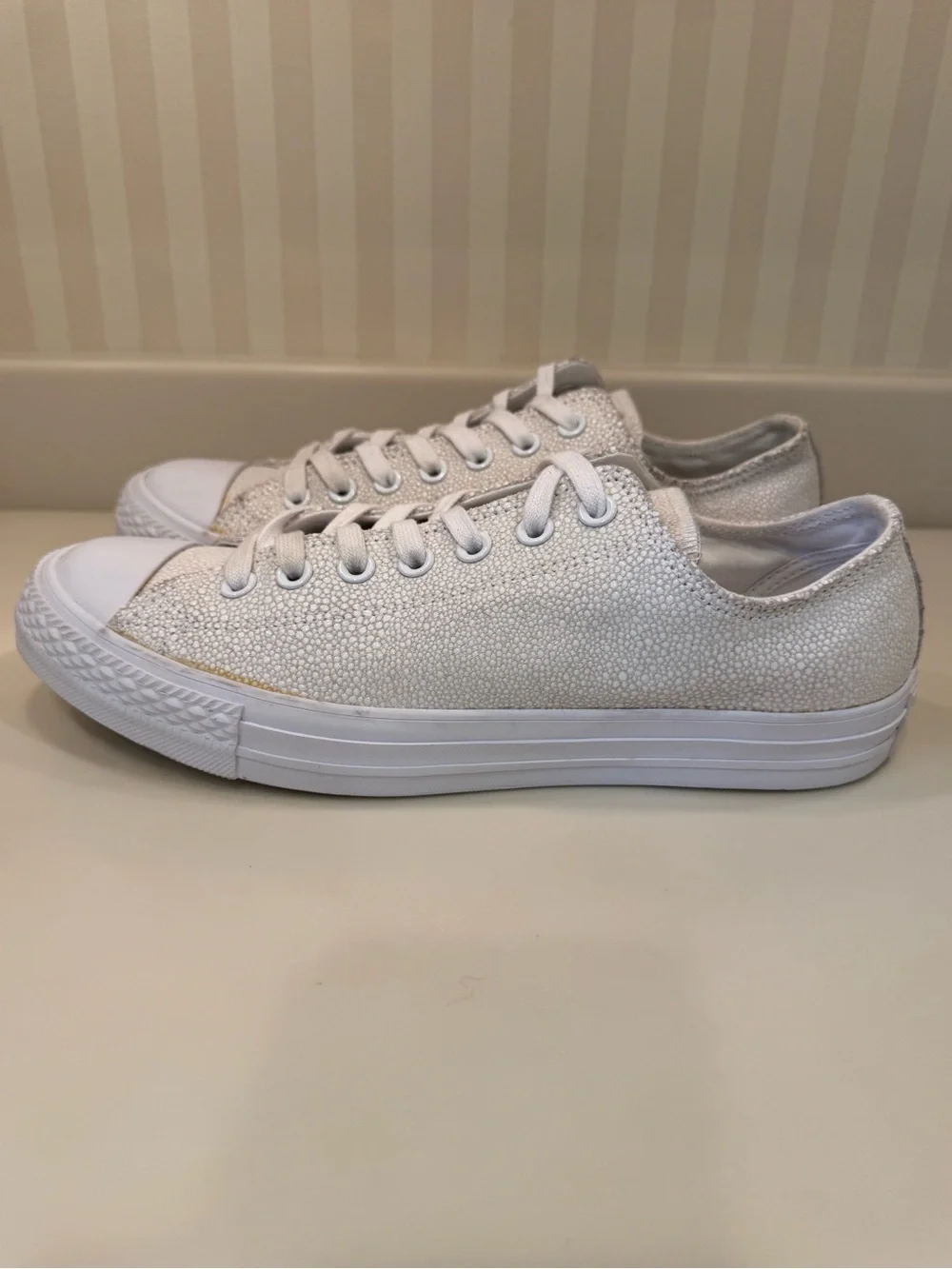 Converse All Star Gemma Stingray White Metallic Leather Low Top Size 10.5